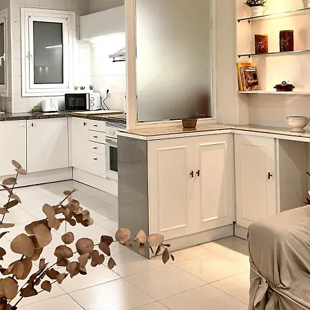 Διαμέρισμα Espacioso Con Patio Interior
