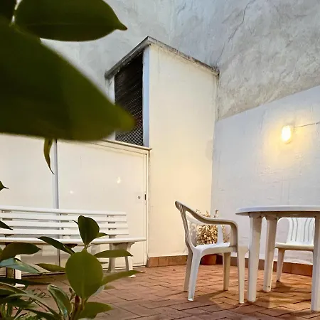 Апартаменты Espacioso Con Patio Interior