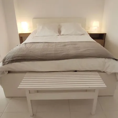 Espacioso Con Patio Interior *