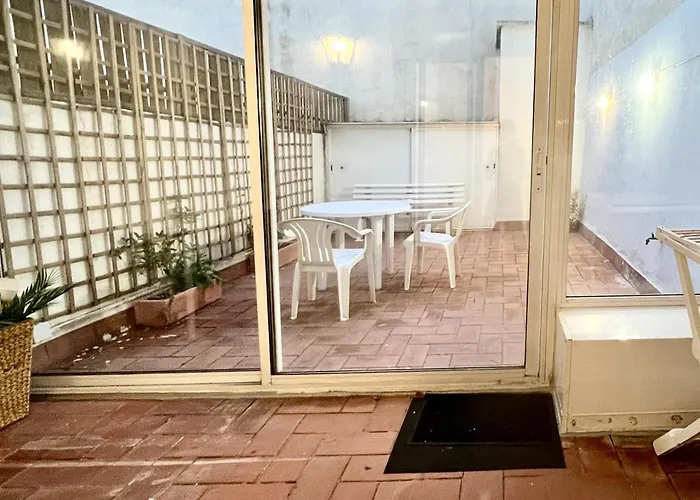 Espacioso Con Patio Interior Appartement *