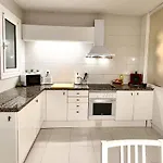 Espacioso Con Patio Interior アパート サバデイ