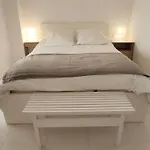 Espacioso Con Patio Interior *