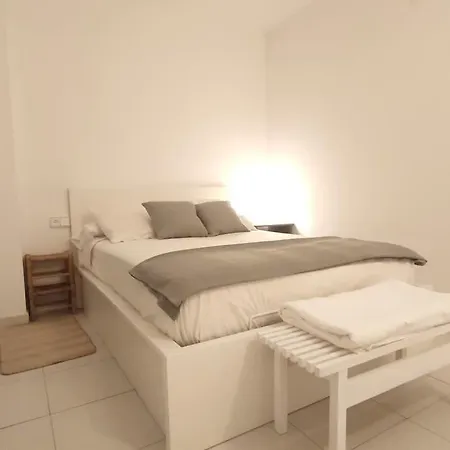 아파트 Espacioso Con Patio Interior